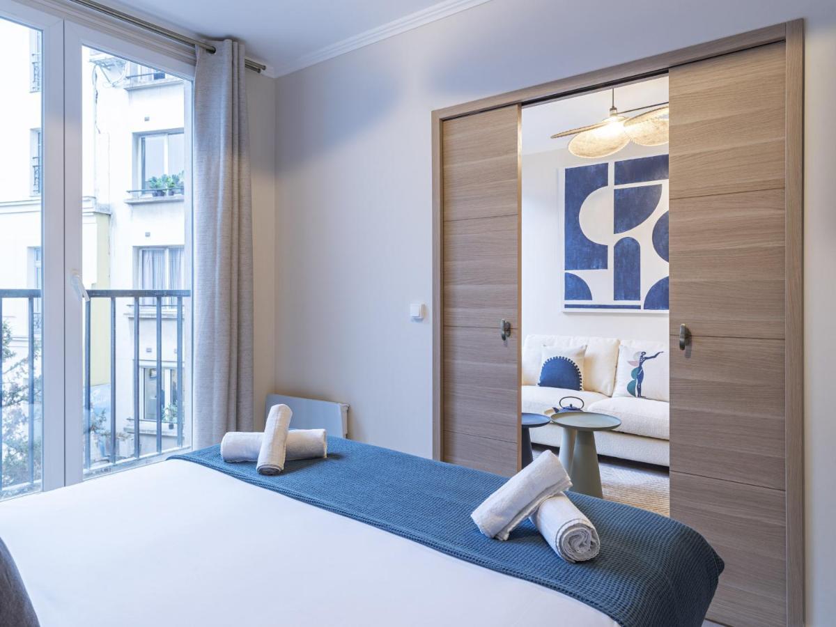 The Blue Suite On Champs Elysees Avenue Paris Exteriör bild
