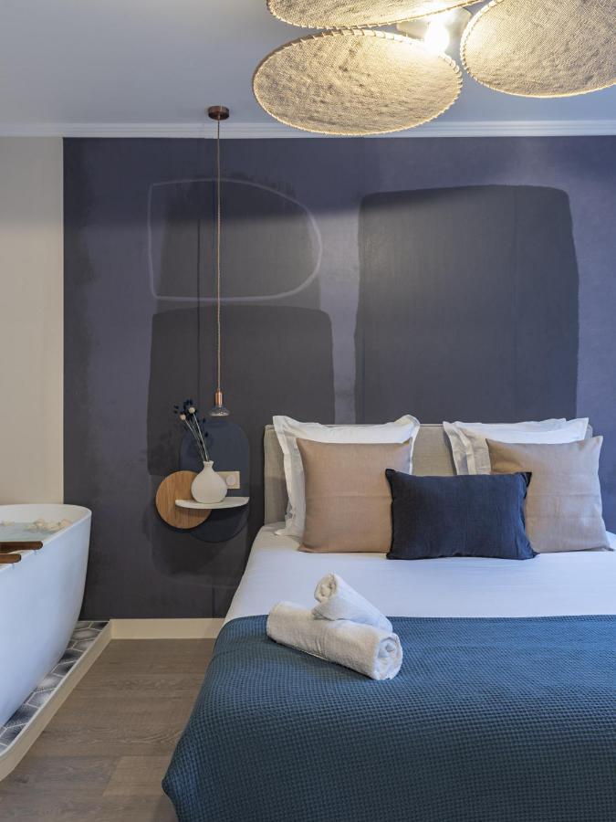 The Blue Suite On Champs Elysees Avenue Paris Exteriör bild
